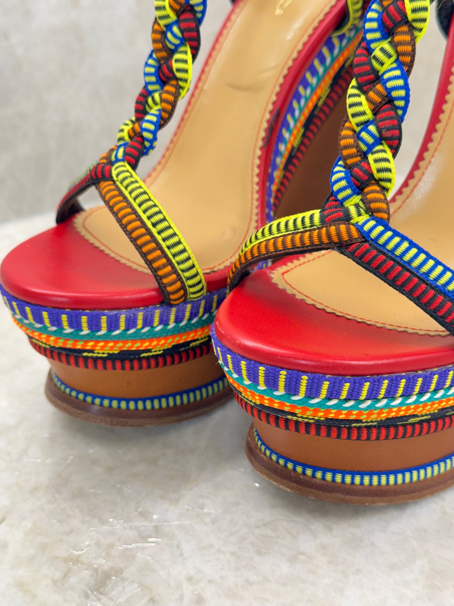 DSQUARED2 WEDGES | SIZE 37