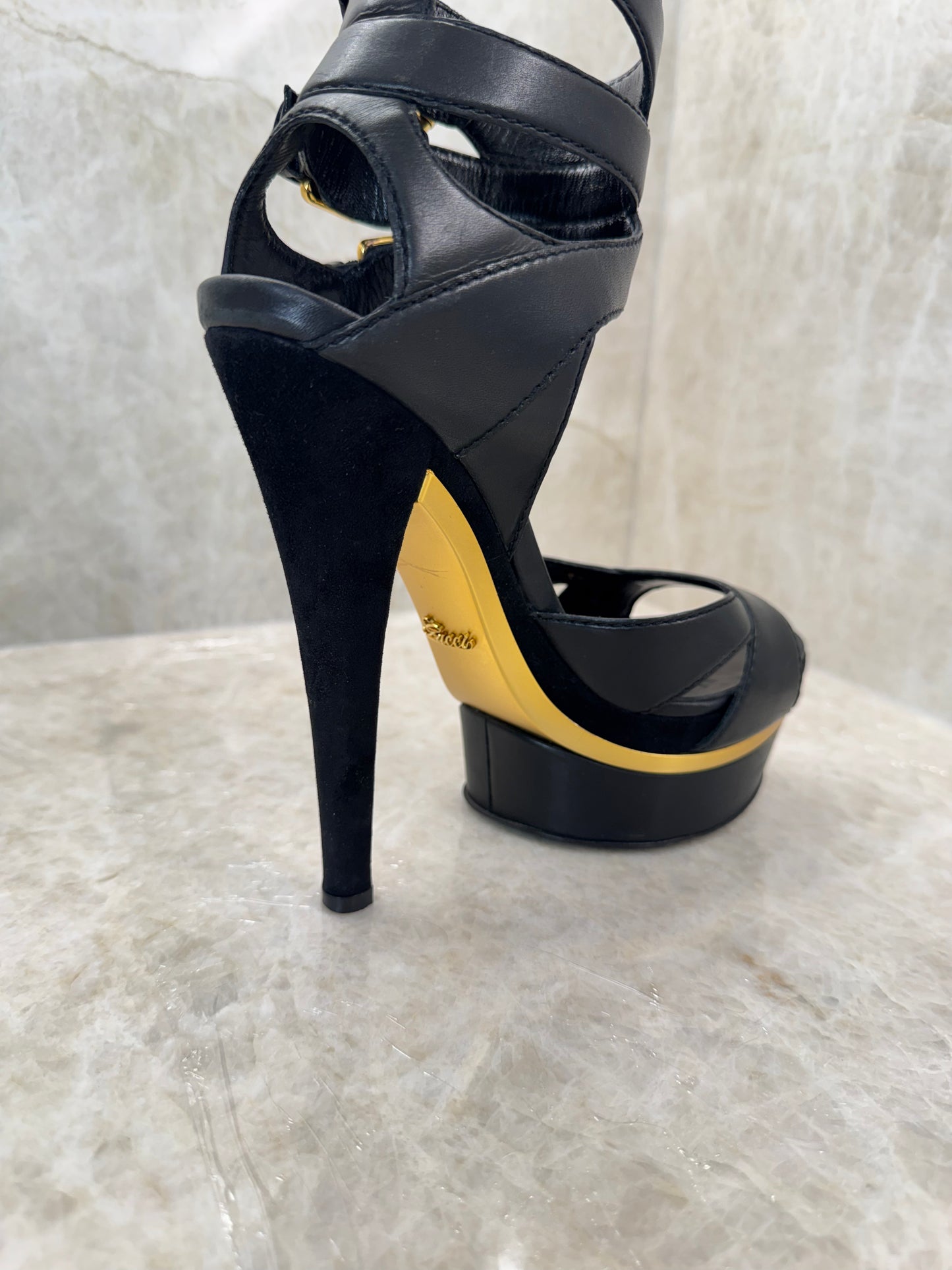 GUCCI IMAN SPRING 2009 RUNAWAY PLATFORMS | SIZE 37